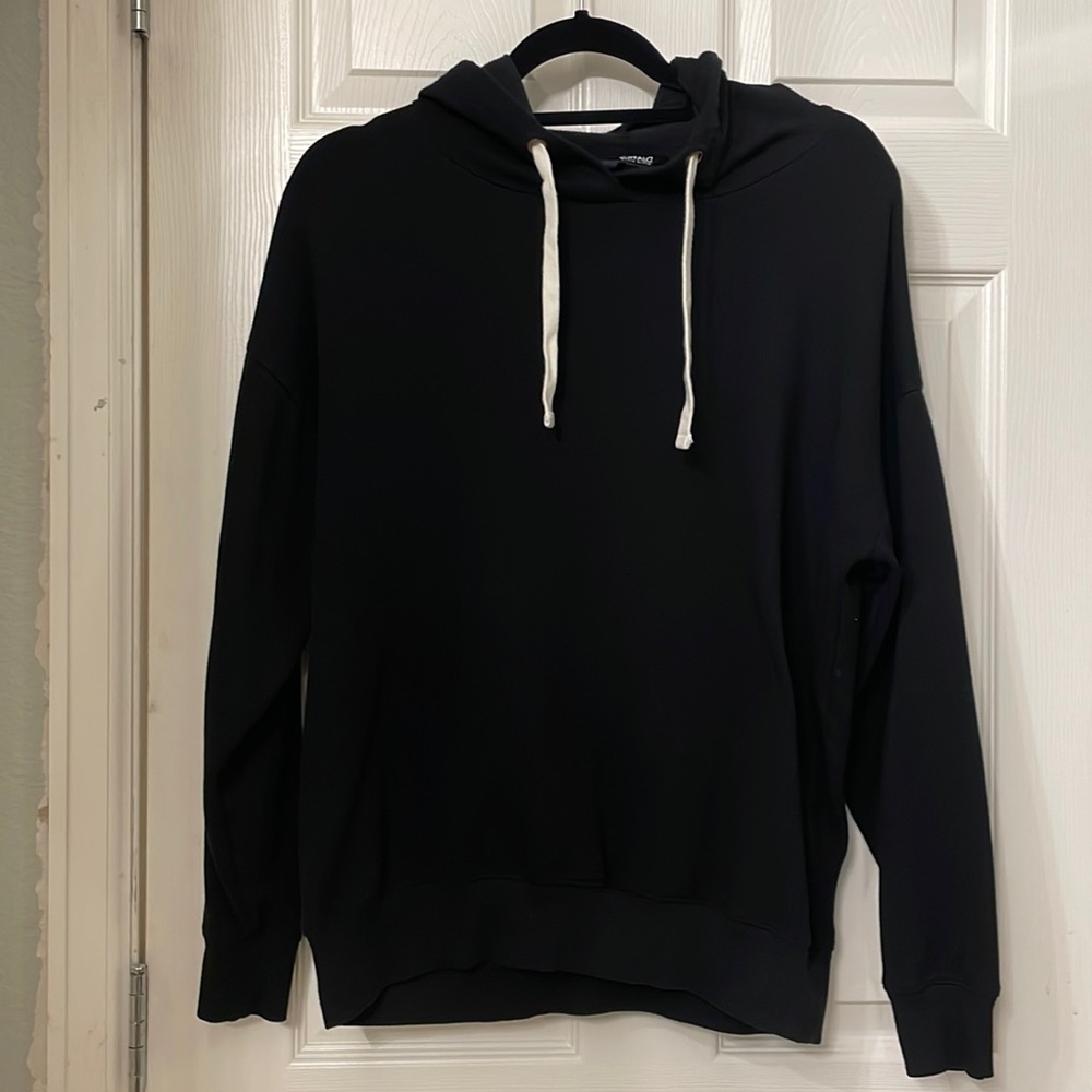 Buffalo David Britton black hoodie size small.